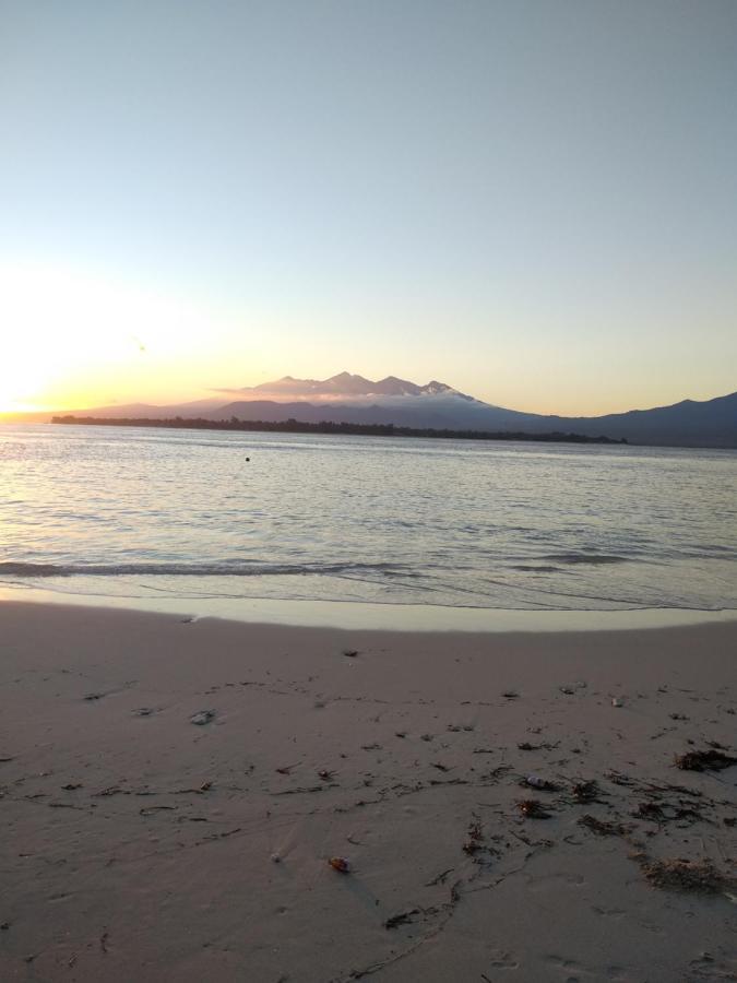 Cnunk Bungalow Gili Meno Ngoại thất bức ảnh
